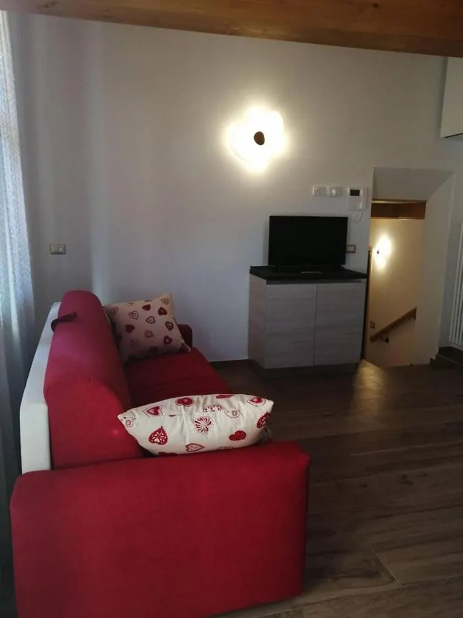 Apartment Cadore Luminoso Appartamento Calalzo di Cadore Italy