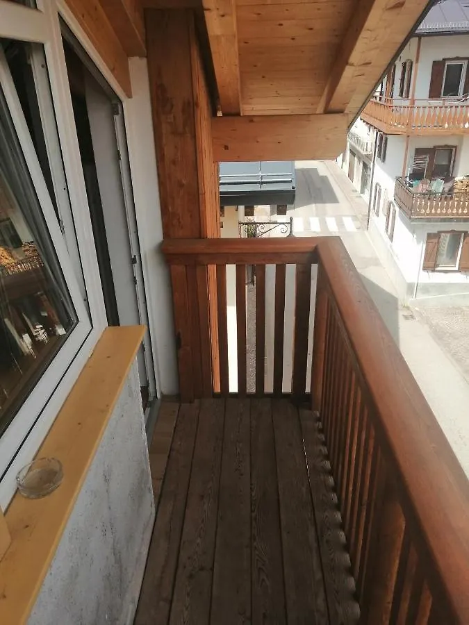 Apartment Cadore Luminoso Appartamento Calalzo di Cadore Italy